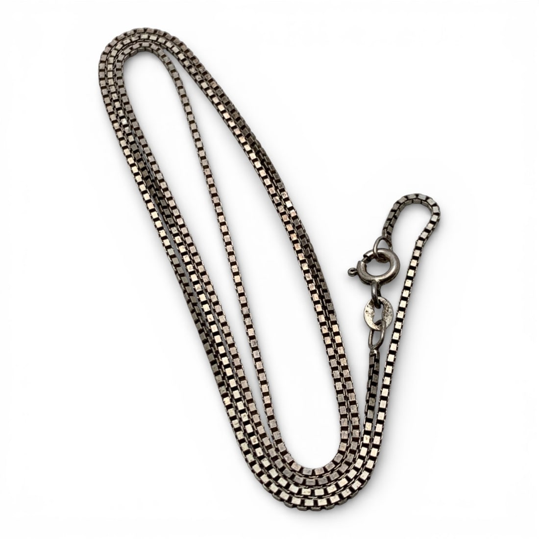 Sterling Silver Box Chain Necklace: Marked 925 - 24" Long - 5.3 Grams
