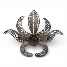 Sterling Silver Filigree Flower Pin
