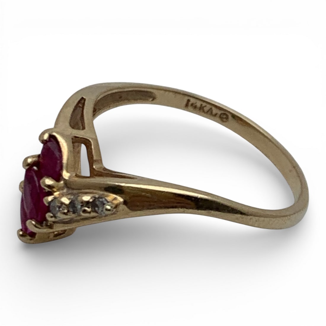 14k Yellow Gold Diamond & Ruby Ring - 3