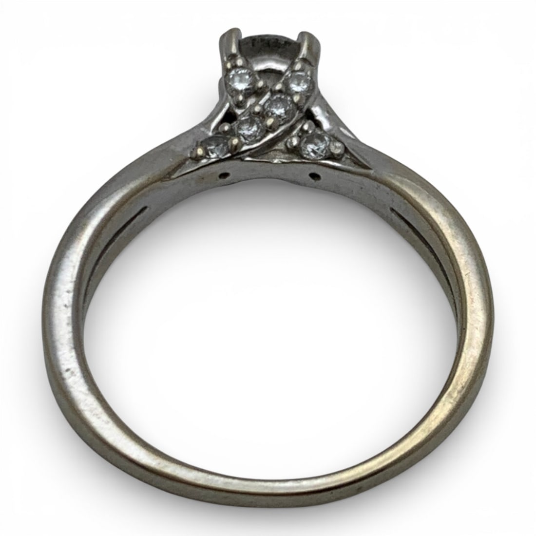 14k White Gold & Diamond Ring - 6