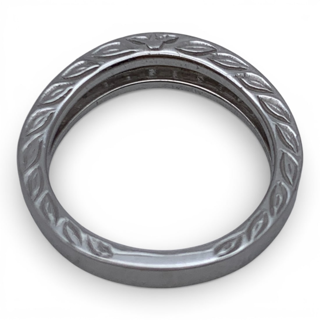 14k White Gold & Diamond Ring - 2