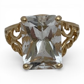 14k Yellow Gold & Clear Topaz Ring