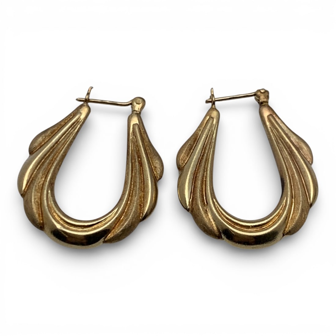 18k Yellow Gold Earrings (1 of 3)