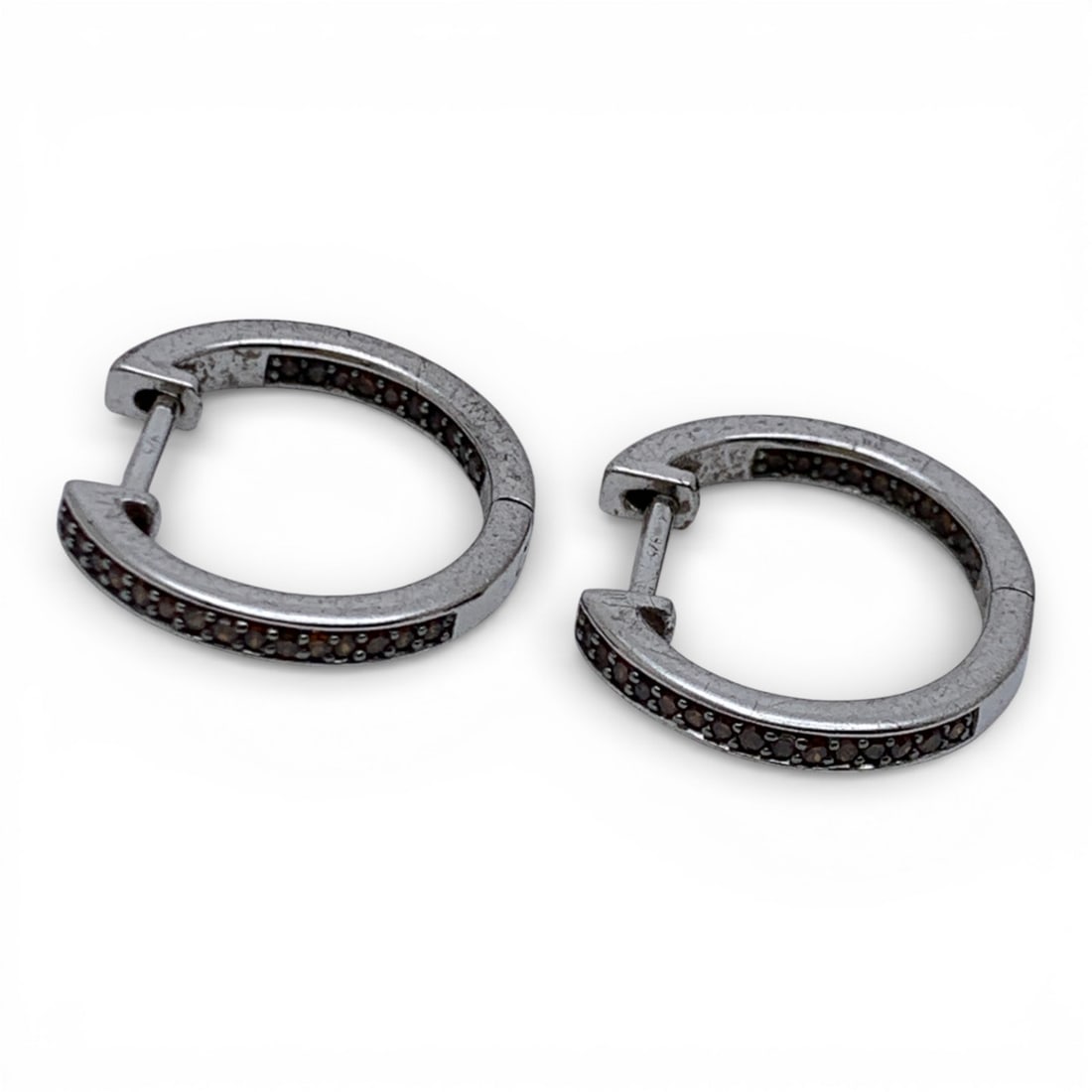 Pair Of Sterling & Orange Stone Earrings: Marked 925 - 5/8" Long - 3.4 Grams