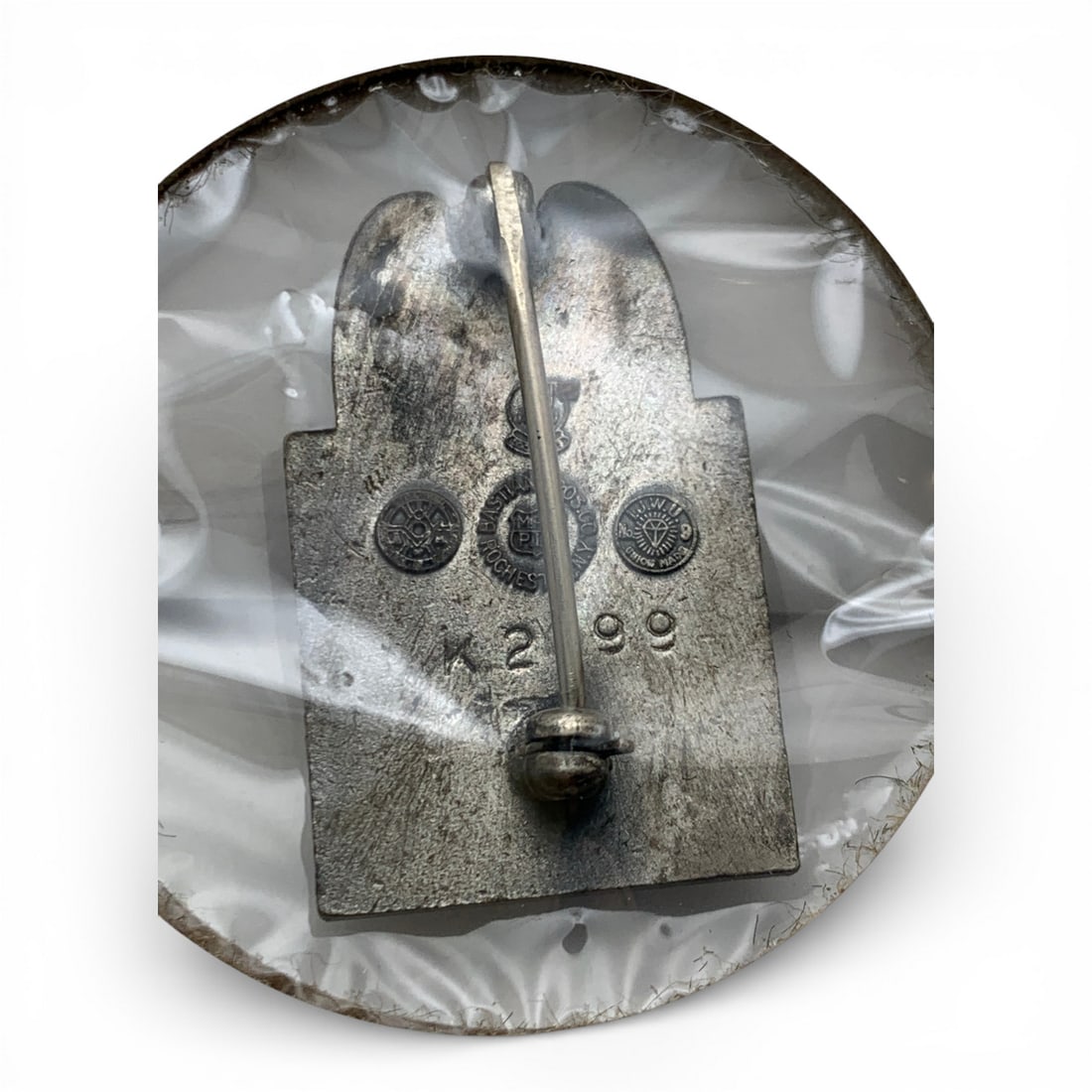 Womens Voluntary Services Pin - 2