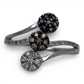 14k Gold Ring W White Black & Champagne Diamonds