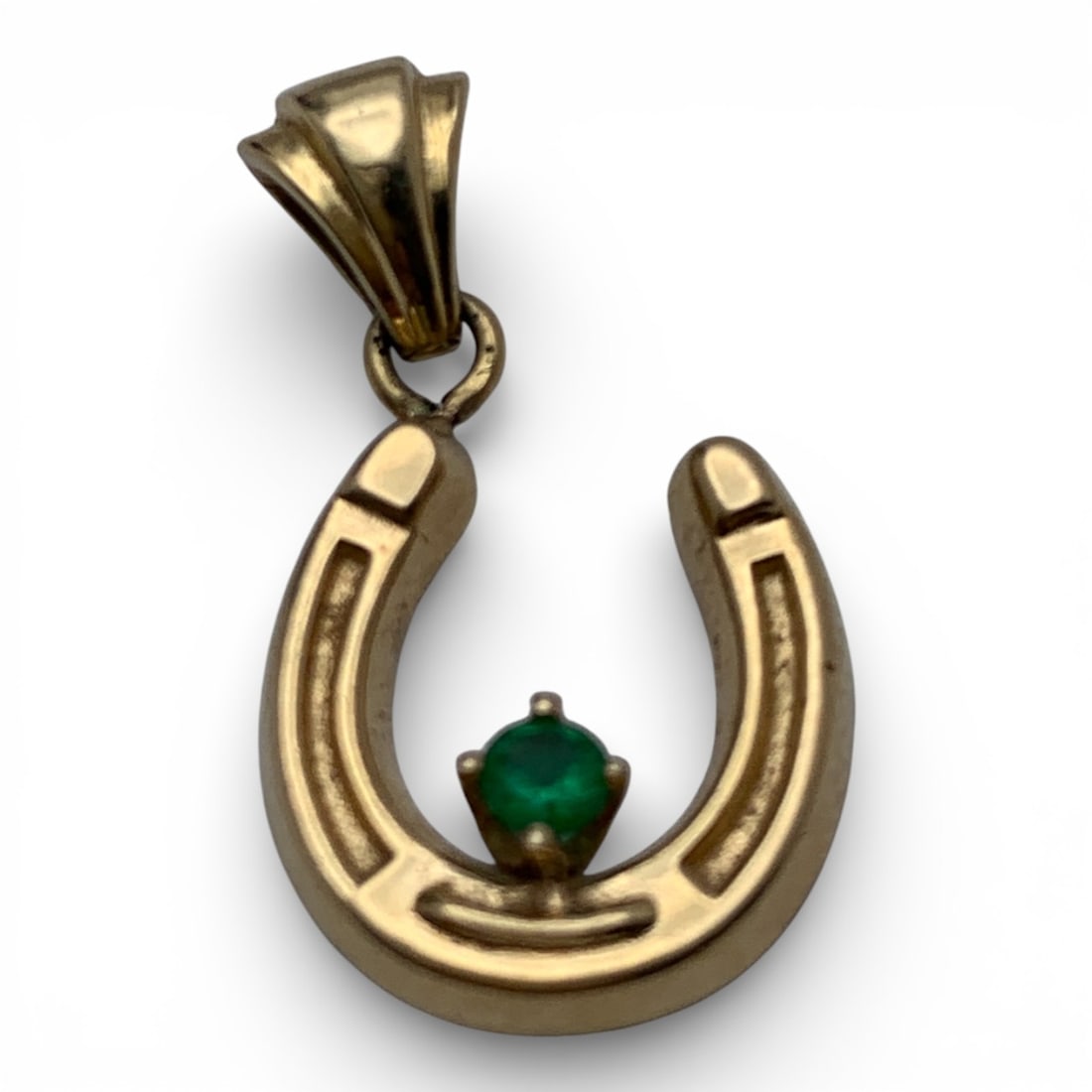 14k Yellow Gold & Emerald Horseshoe Pendant: Tests 14k - 1" Long - 2.2 Dwt Gemstones Tested With Presidium Gem Tester Il - Berners Does Not Guarantee Authenticity Of Gemstones