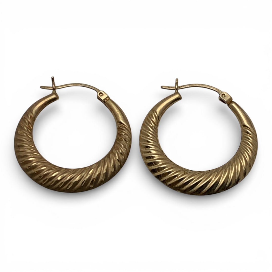 14k Yellow Gold Hoop Earrings: Marked 14k - 1 1/8" Long - 1.5 Dwt Gemstones Tested With Presidium Gem Tester Il - Berners Does Not Guarantee Authenticity Of Gemstones