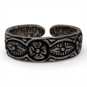 Sterling Silver Floral Ring