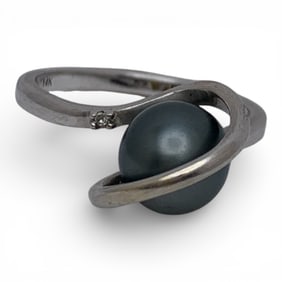 14k White Gold & Pearl Ring