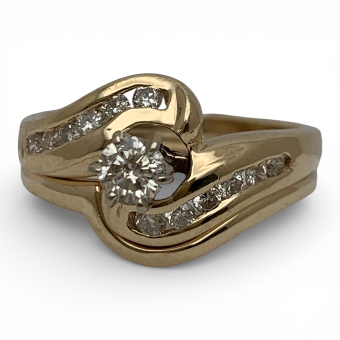 14k Yellow Gold & Diamond Ring: Marked 14k - 7 - 3.3 DwtGemstones Tested With Presidium Gem Tester Il - Berners Does Not Guarantee Authenticity Of Gemstones