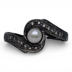 Sterling & Clear Stone Ring With Pearl