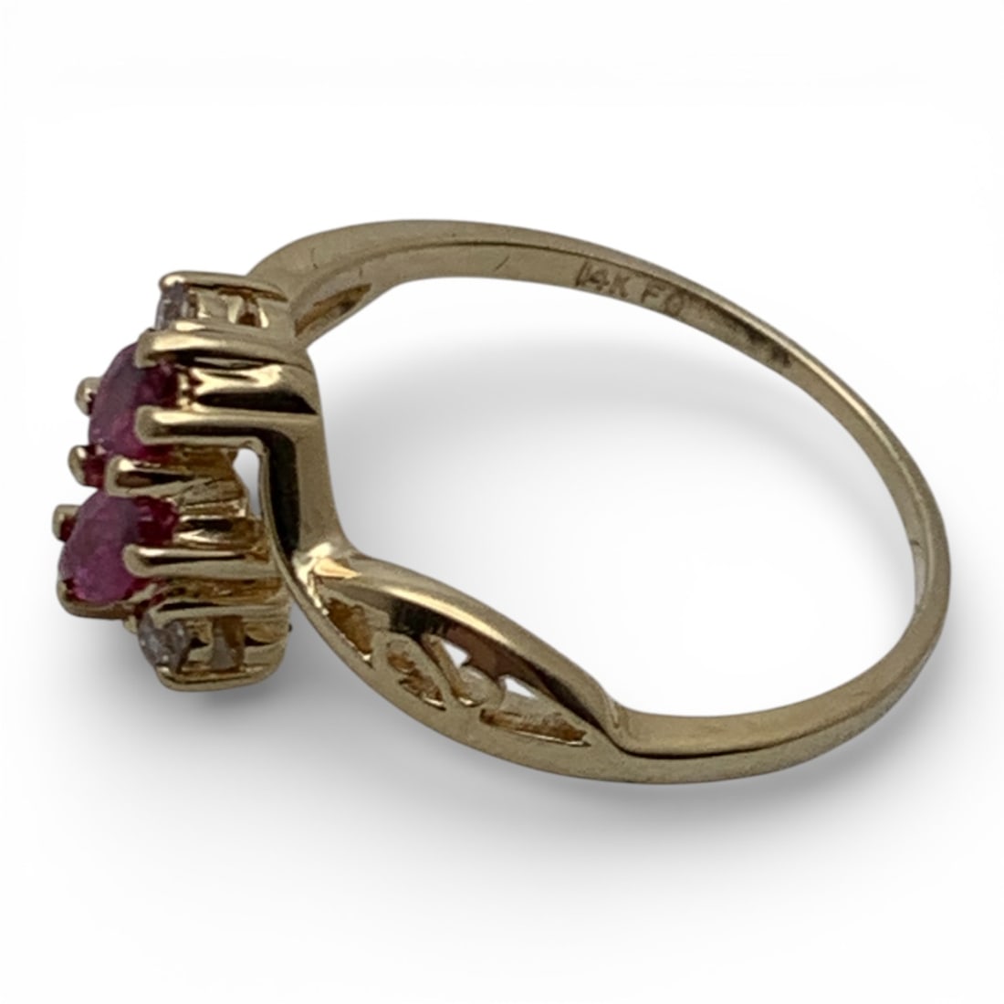 14k Yellow Gold Diamond & Ruby Ring - 3