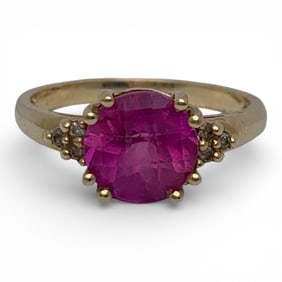 14k Yellow Gold Diamond & Ruby Ring