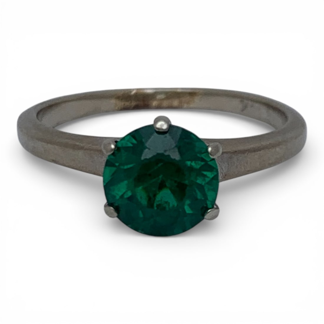 10k White Gold & Green Spinel Ring: Marked 10k - Size 7 - 1.6 Dwt