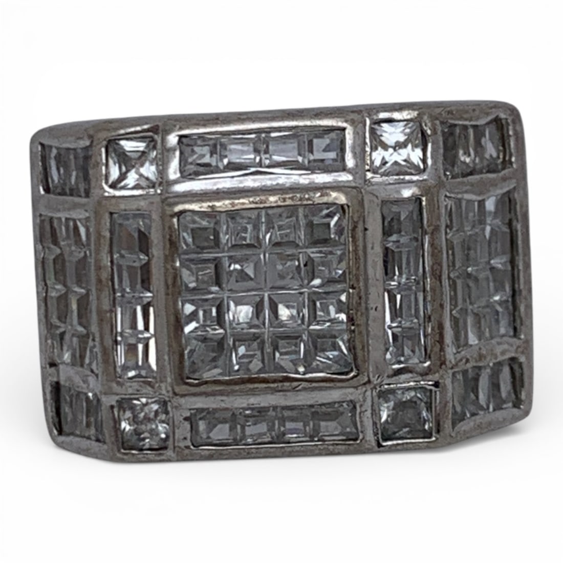 Sterling Silver Ring With Clear Stones: Marked 925 - Size 10 - 14.5 Grams