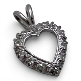 14k White Gold & Diamond Heart Pendant