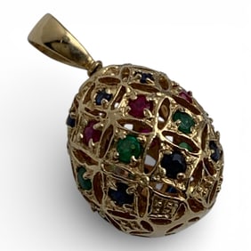 14k Yellow Gold Pendant With Precious Stones