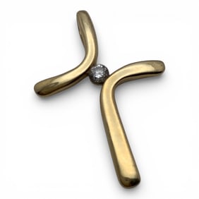 14k Yellow Gold Cross Pendant
