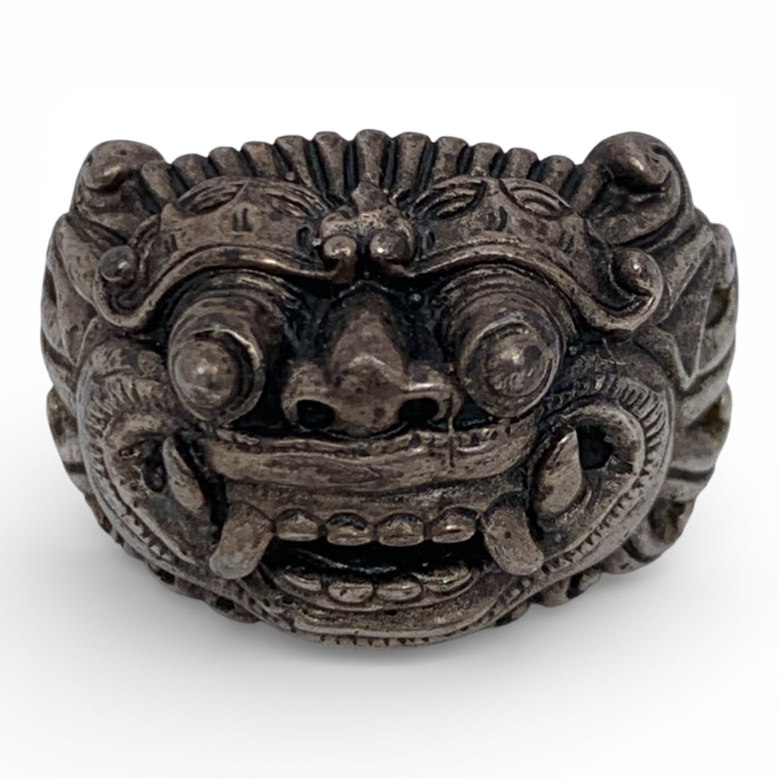 Sterling Silver Dragon Head Ring: Marked 925 - Size 9 - 7.5 Grams