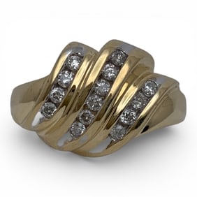 14k Yellow Gold & Diamond Ring