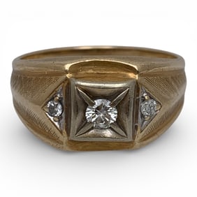 14k Yellow Gold & Diamond Ring