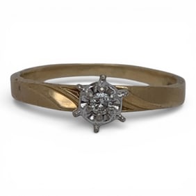 14k Yellow Gold & Diamond Ring