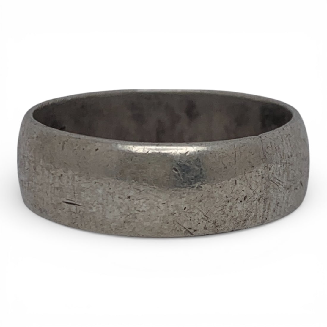 Sterling Silver Band: Marked 925 - Size 7 - 3.8 Grams