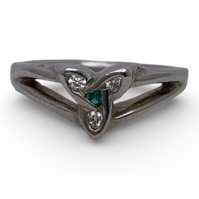 14k White Gold Diamond & Emerald Ring