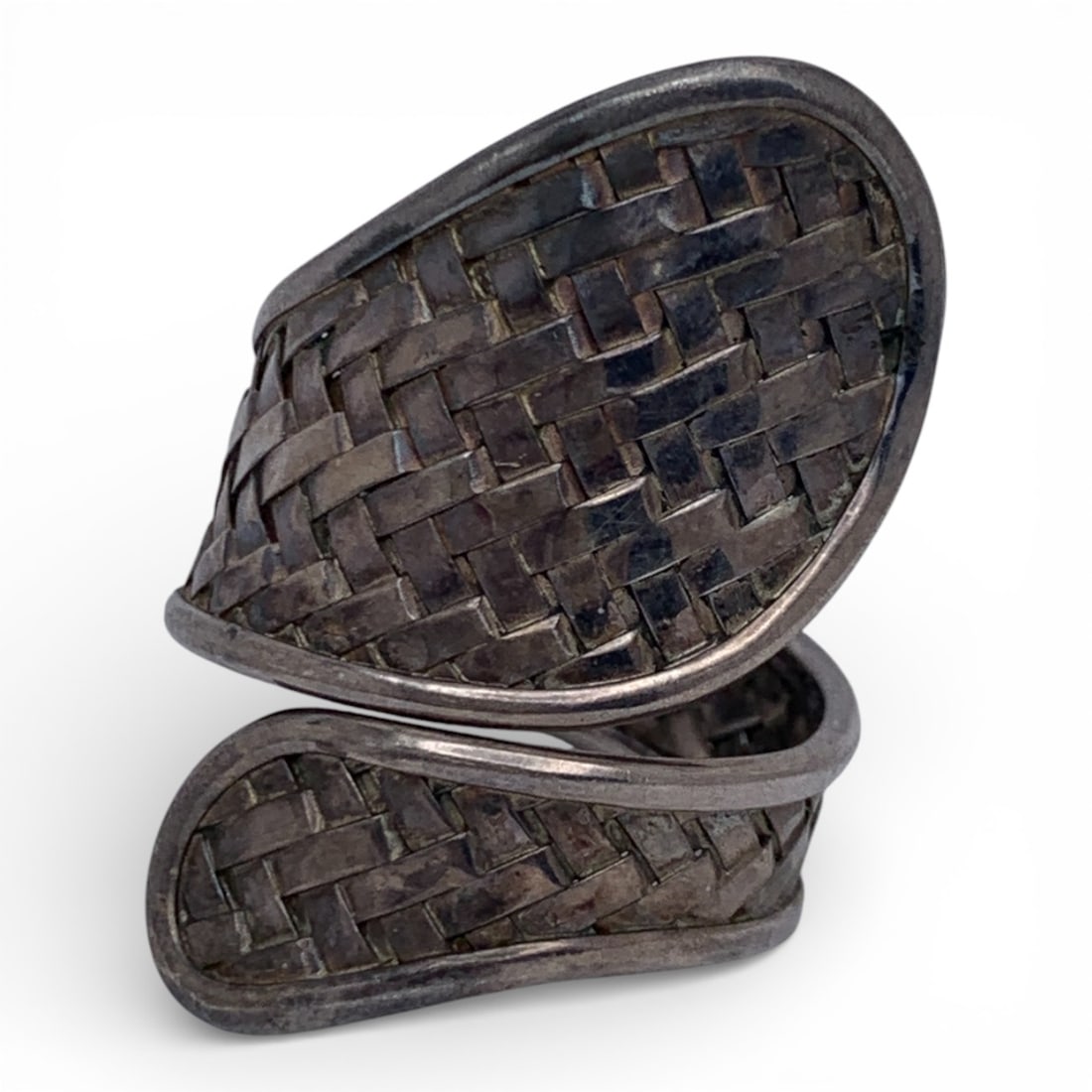 Sterling Silver Ring: Marked 925 - Size 9 - 6.2 Grams