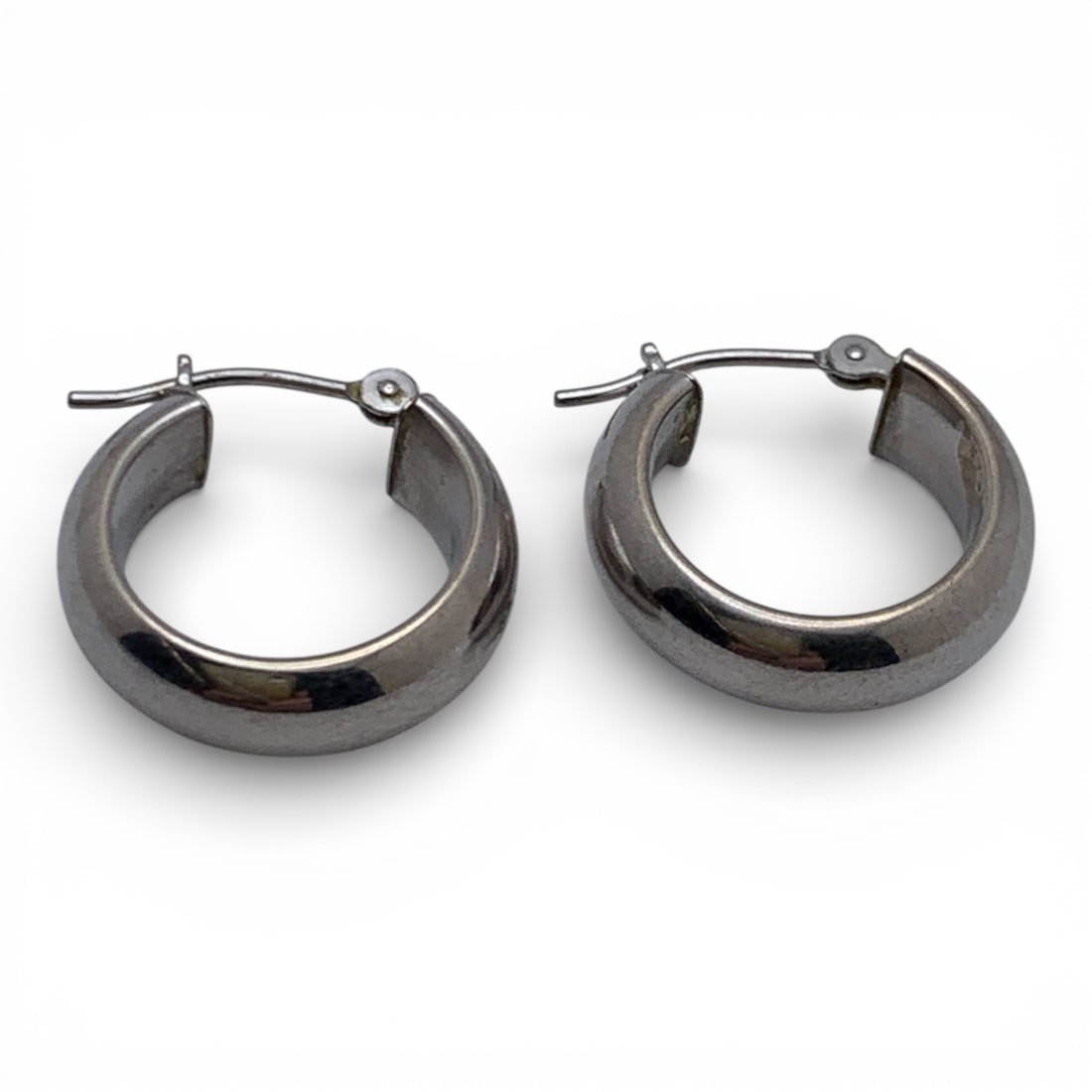 Pair Of 14k White Gold Hoop Earrings: Marked 14k - 5/8" Long - 0.8 Dwt