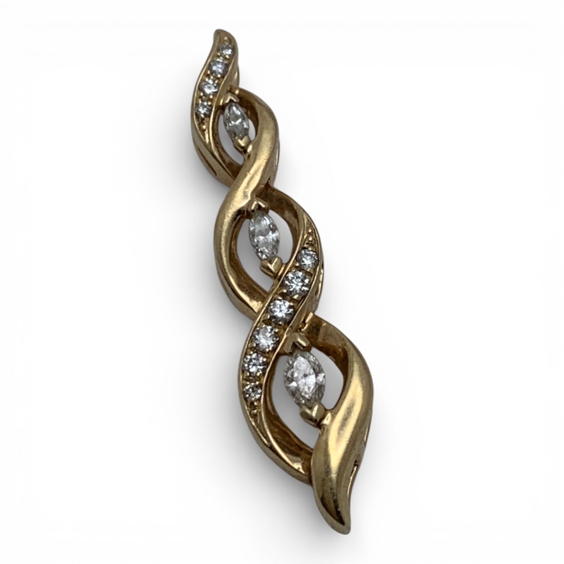 10k Yellow Gold & Diamond Pendant (1 of 6)