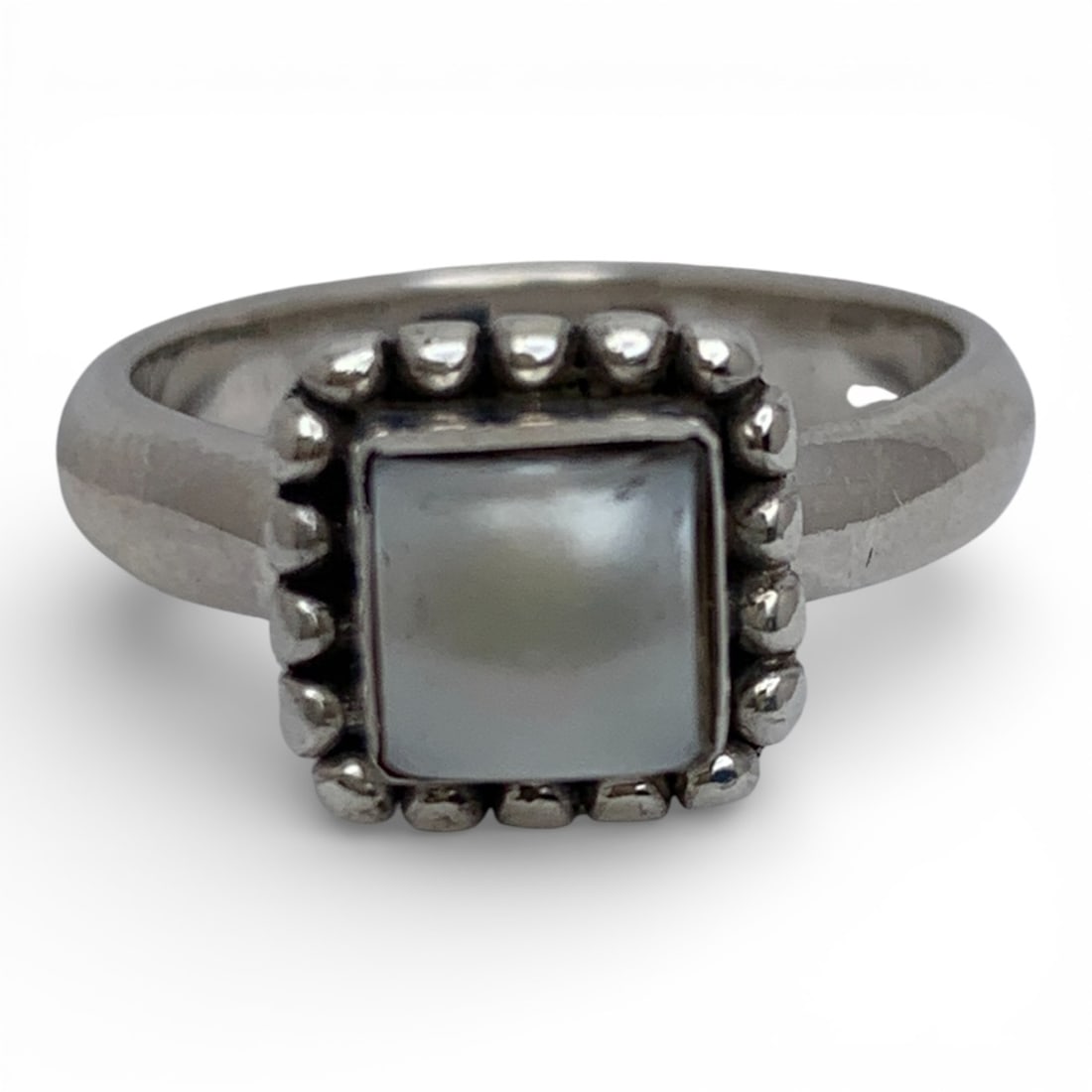 Sterling Silver & Pearl Ring (1 of 4)