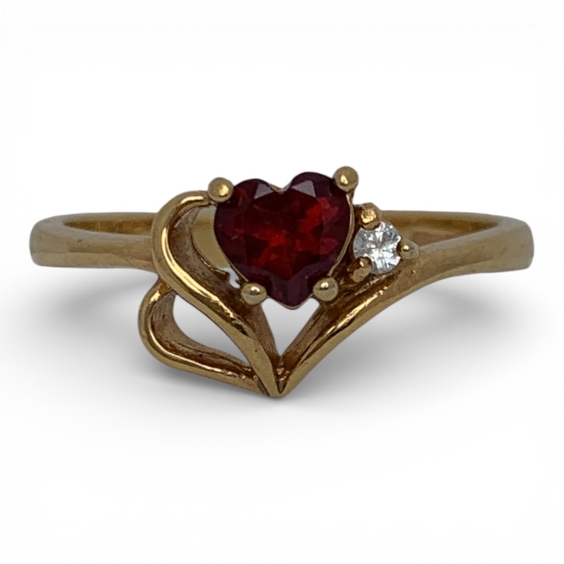 Gold Tone Fashion Ring With Red Heart Stone: Size 8