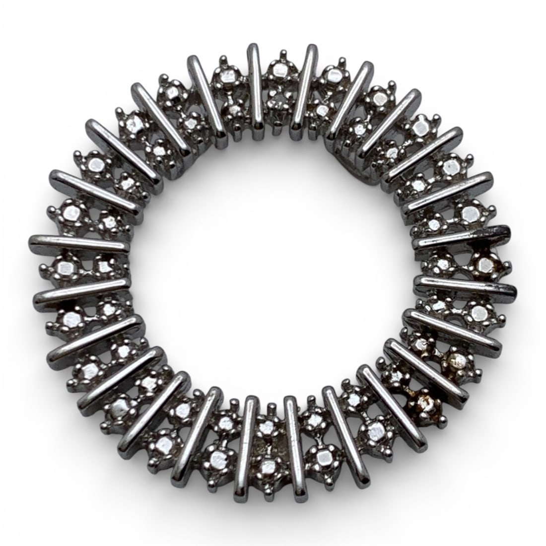 Sterling Silver Pendant: Marked 925 - 1 1/4" Long - 6.6 Grams