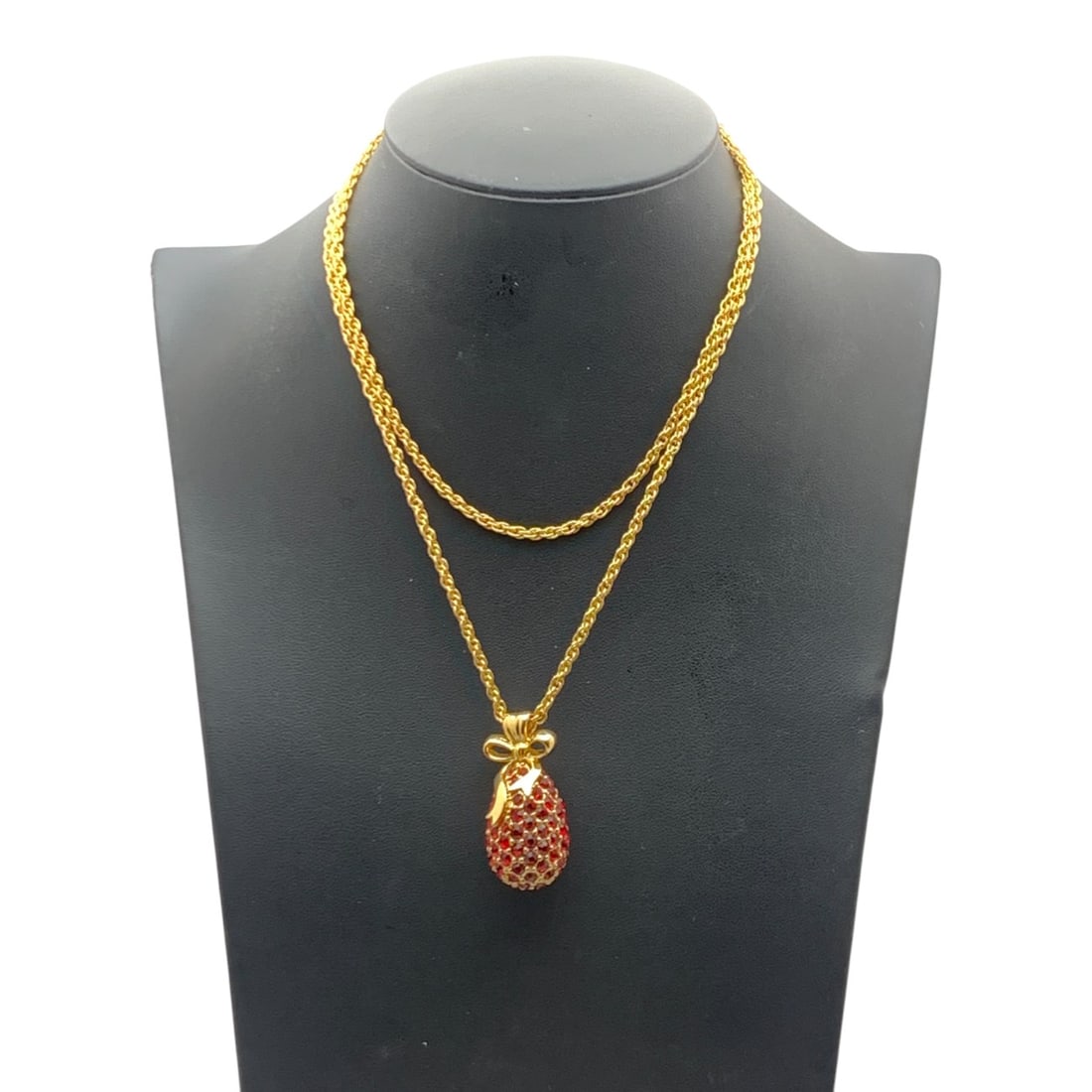 Joan Rivers Pendant Necklace W Red Stones (1 of 4)