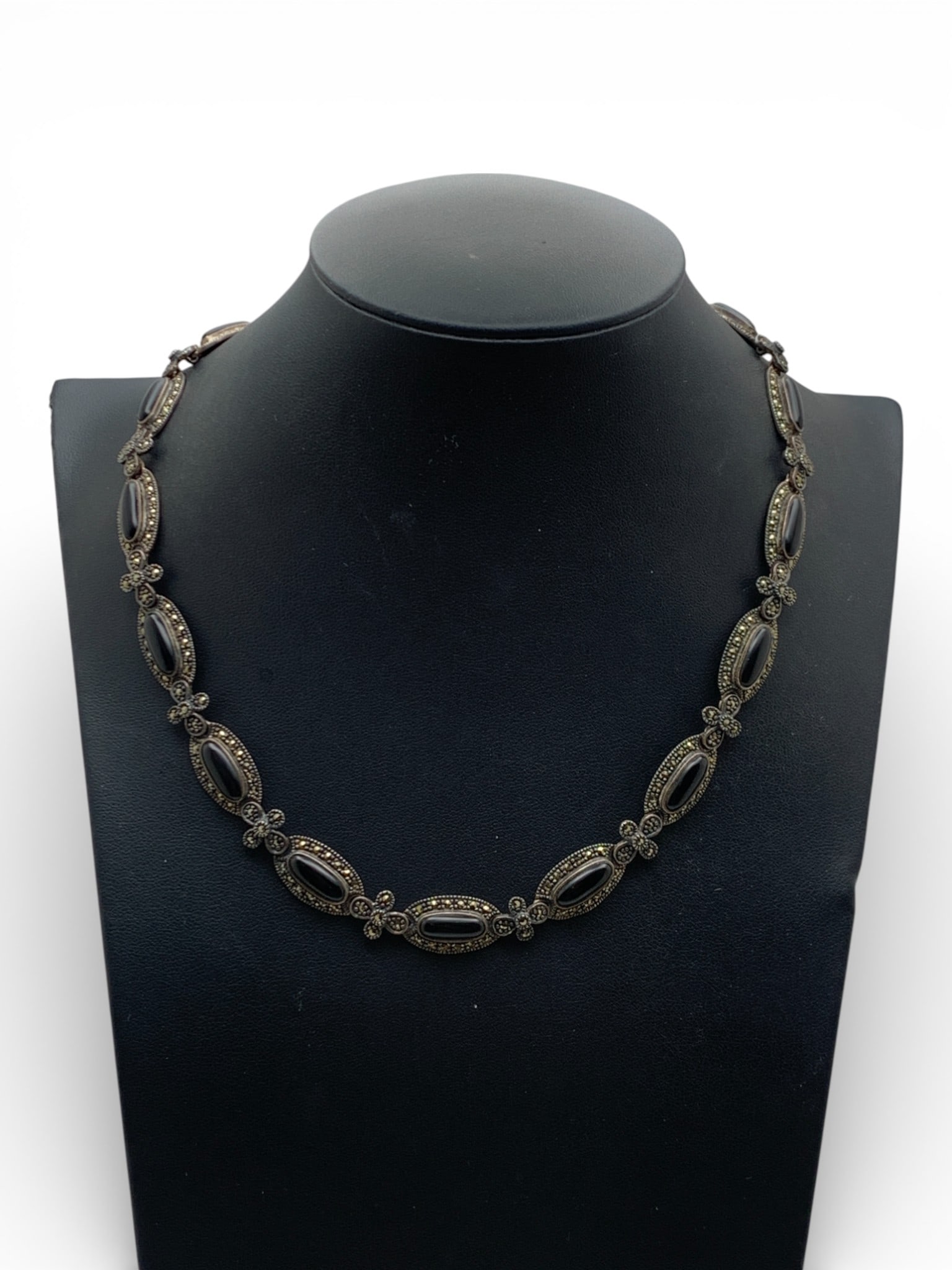 Sterling Silver Marcasite & Black Stone Necklace: Marked 925 - 17 1/2" Long - 48.5 Grams