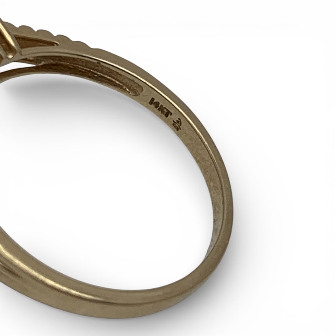 14k Yellow Gold Diamond & Ruby Ring - 3