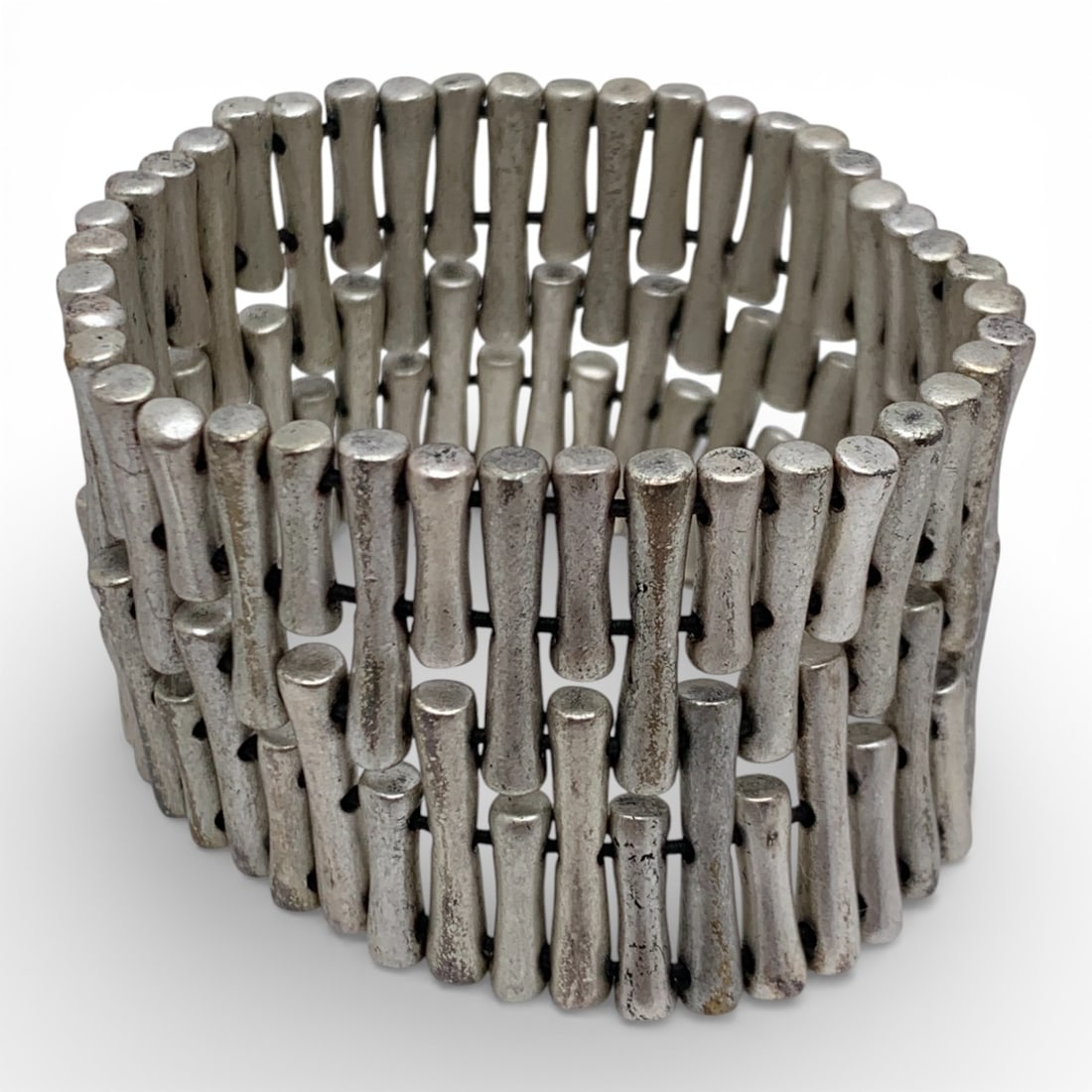 Kenneth Cole Silver Tone Stretch Bracelet: Marked Kc - See Photos