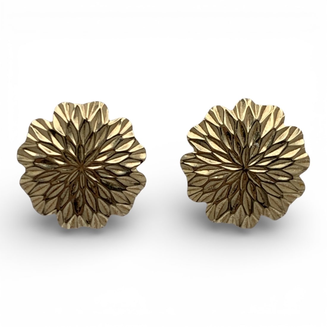 Pair Of 14k Yellow Gold Earrings (1 of 6)