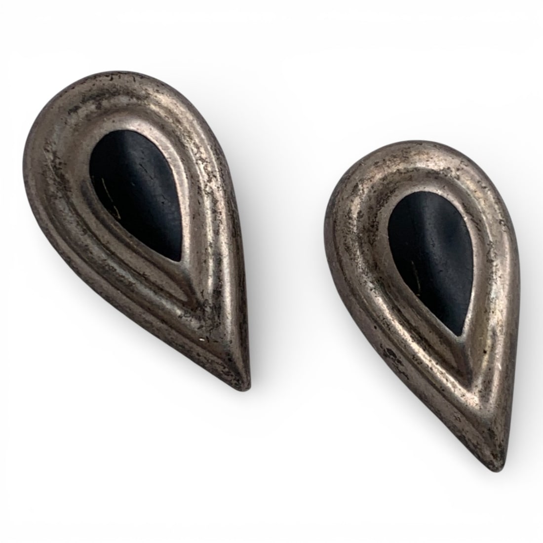 Pair Of Silver & Black Stone Earrings: Tests Silver - 1 1/2" Long - 16.3 Grams