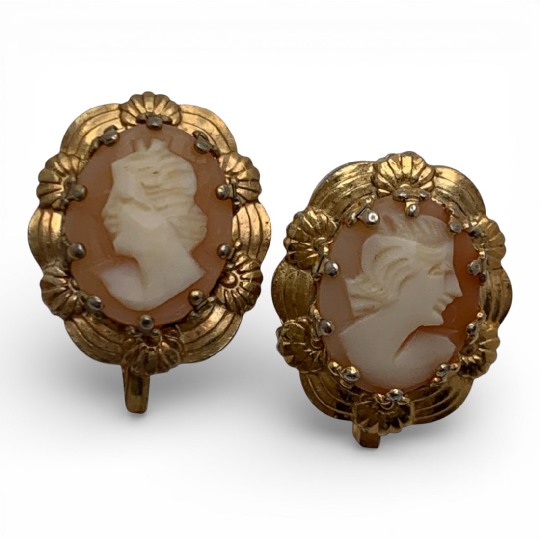 Pair Of Gold Tone Cameo Earrings (1 of 3)
