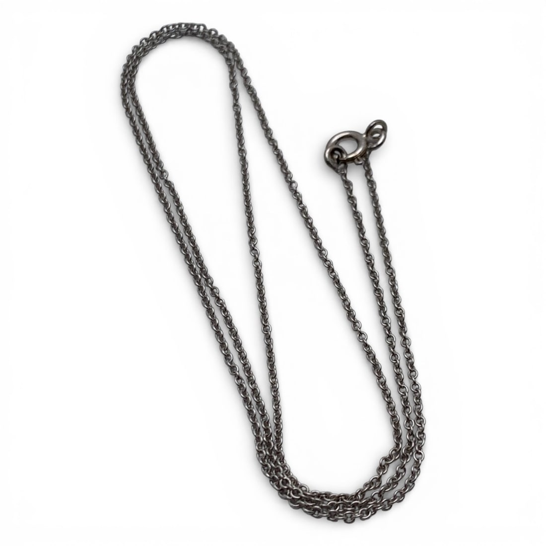 Sterling Silver Necklace: Marked 925 - 17 3/4" Long - 1.4 Grams