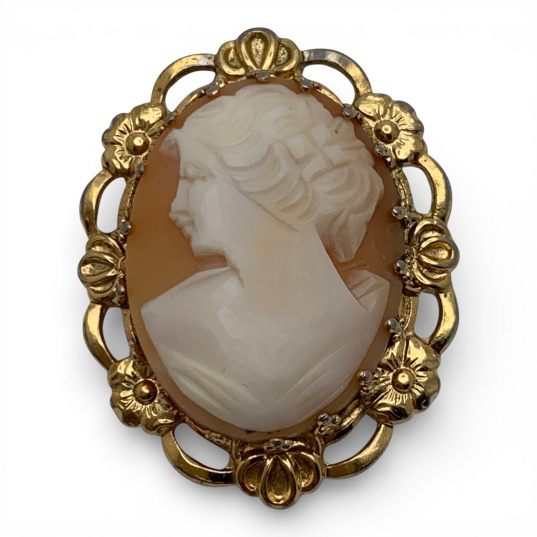 Gold Tone Cameo Pin: 1 1/4" Long