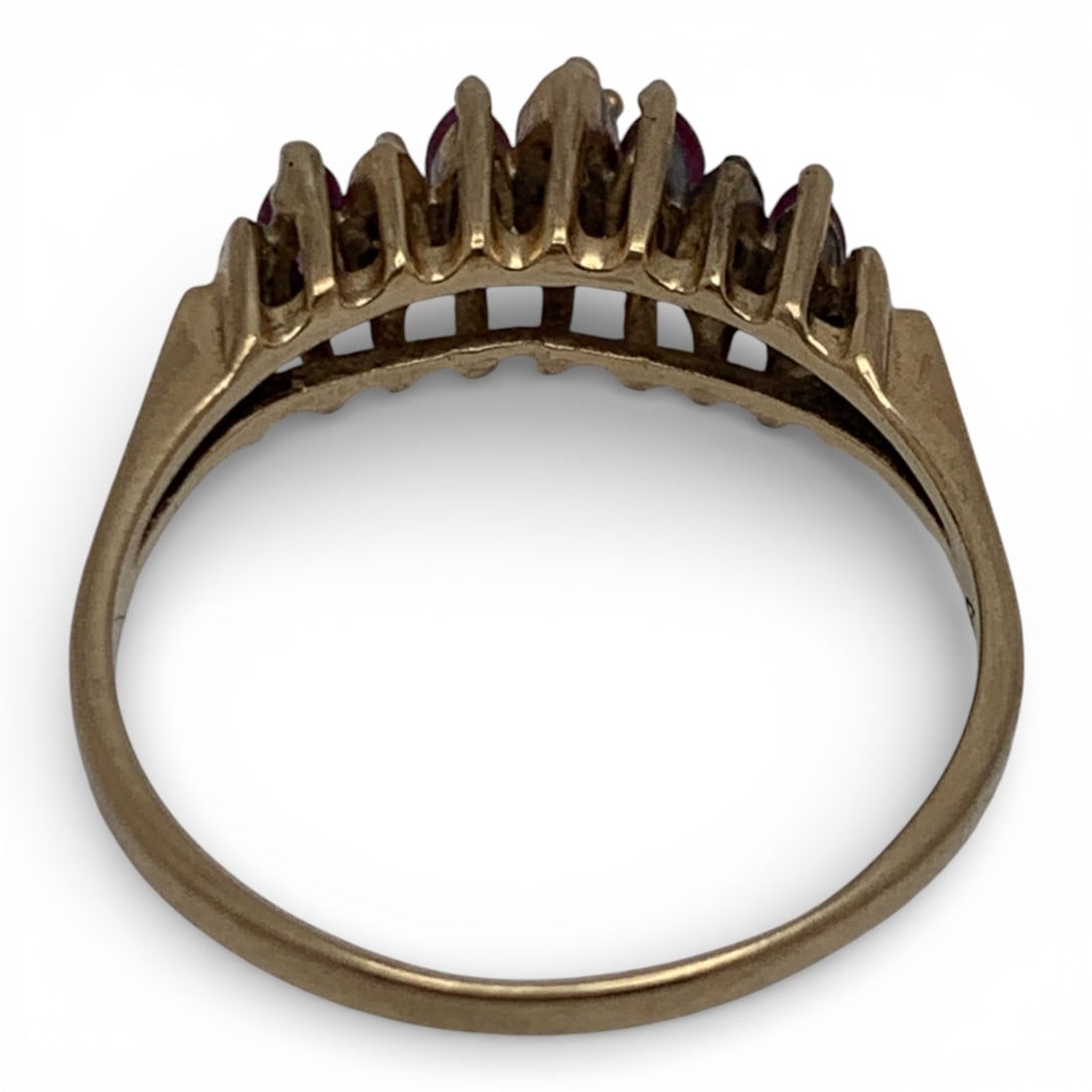 10k Yellow Gold Diamond & Ruby Ring - 2