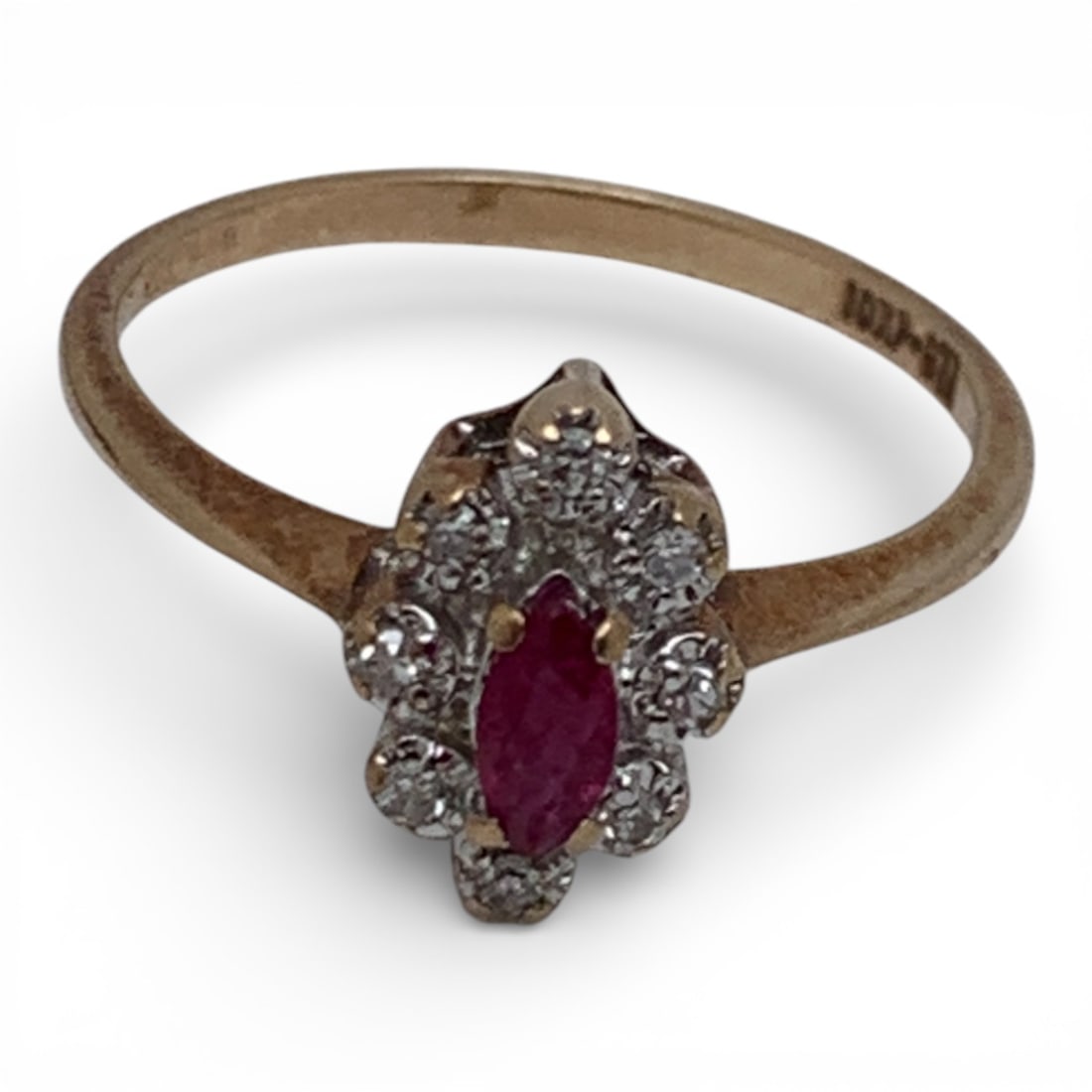 10k Yellow Gold Diamond & Ruby Ring - 4