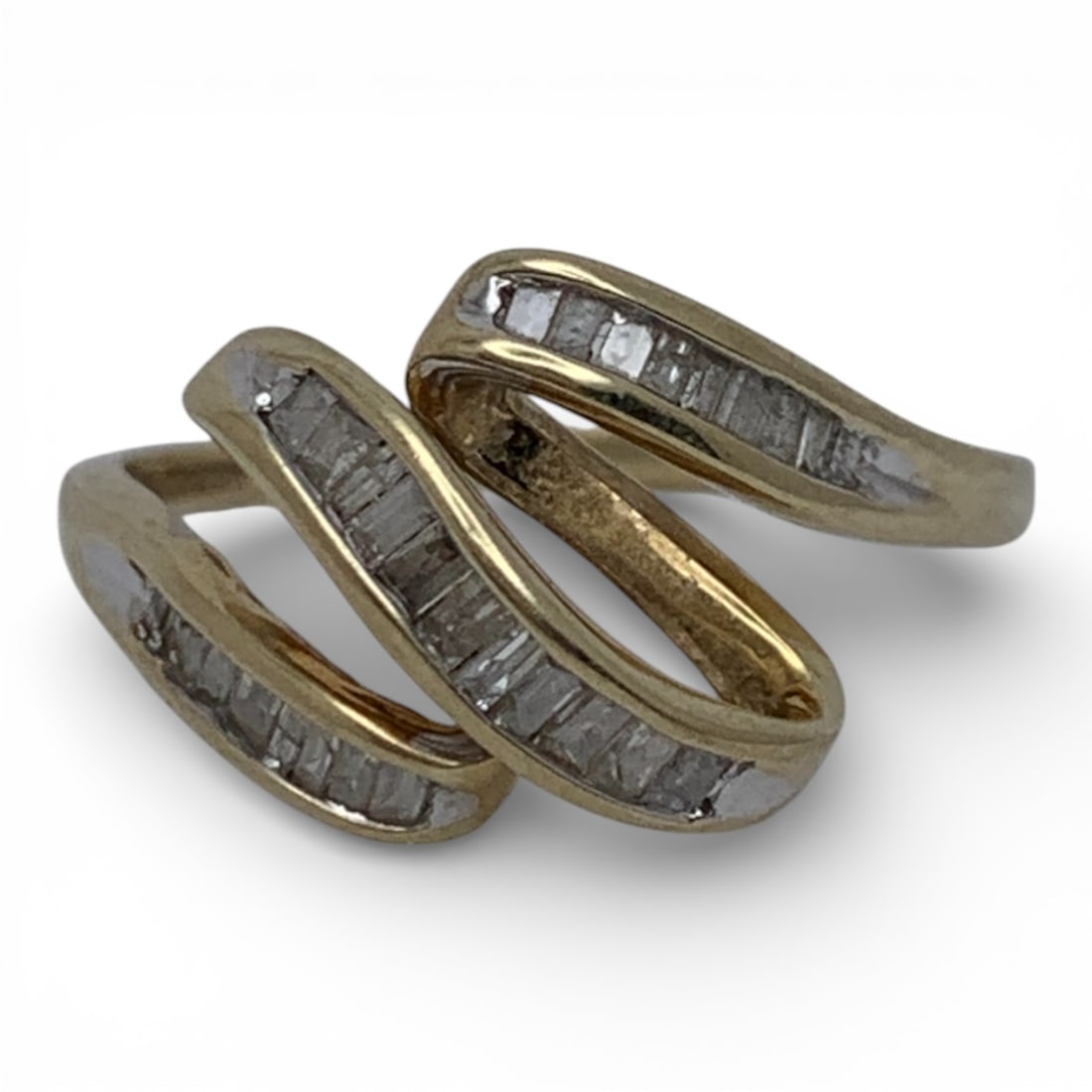 10k Yellow Gold & Diamond Ring (1 of 3)