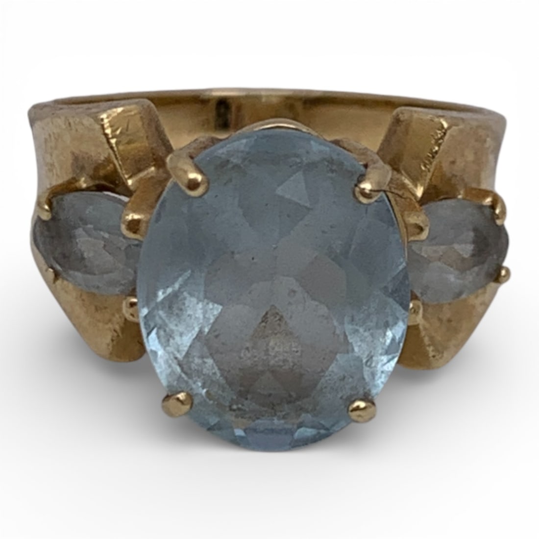 14k Yellow Gold & Blue Quartz Ring: Marked 14k - Size 7 - 3.5 DwtGemstones Tested With Presidium Gem Tester Il - Berners Does Not Guarantee Authenticity Of Gemstones