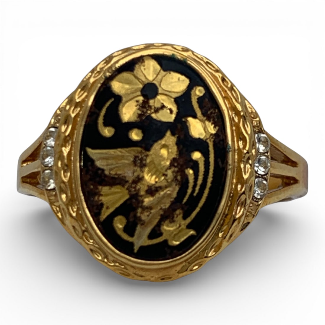 Gold Tone Costume Ring With Clear Stones: Size 10