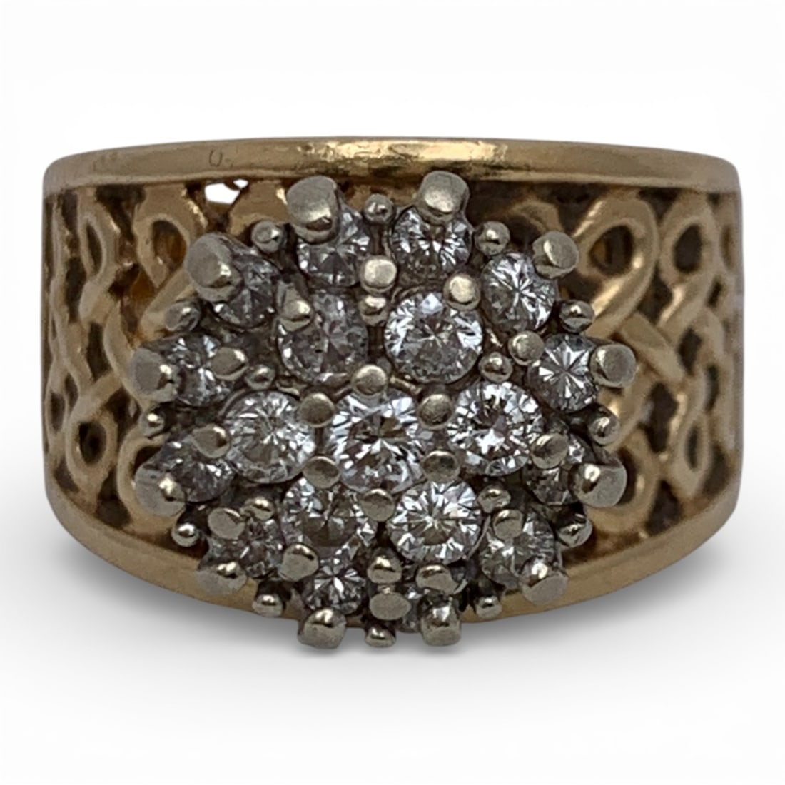 14k Yellow Gold & Diamond Ring (1 of 7)